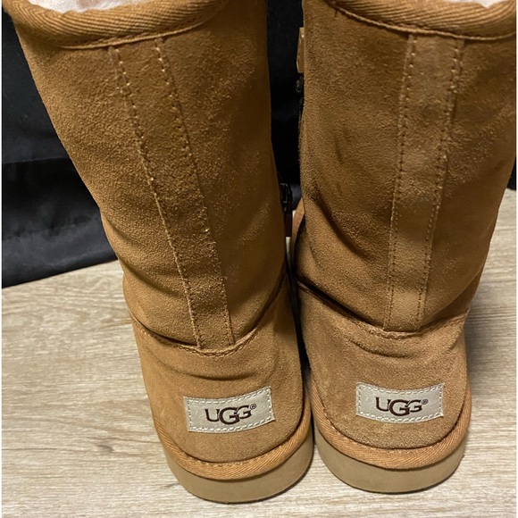 UGG CHESTNUT SHEARLING ZIP UP BOOTS BIG GIRLS SIZE 5 - Picture 9 of 11
